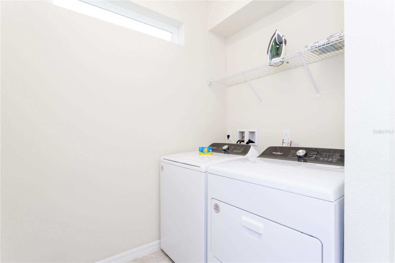 Image 53 of 63 For 7335 Oakmoss Loop