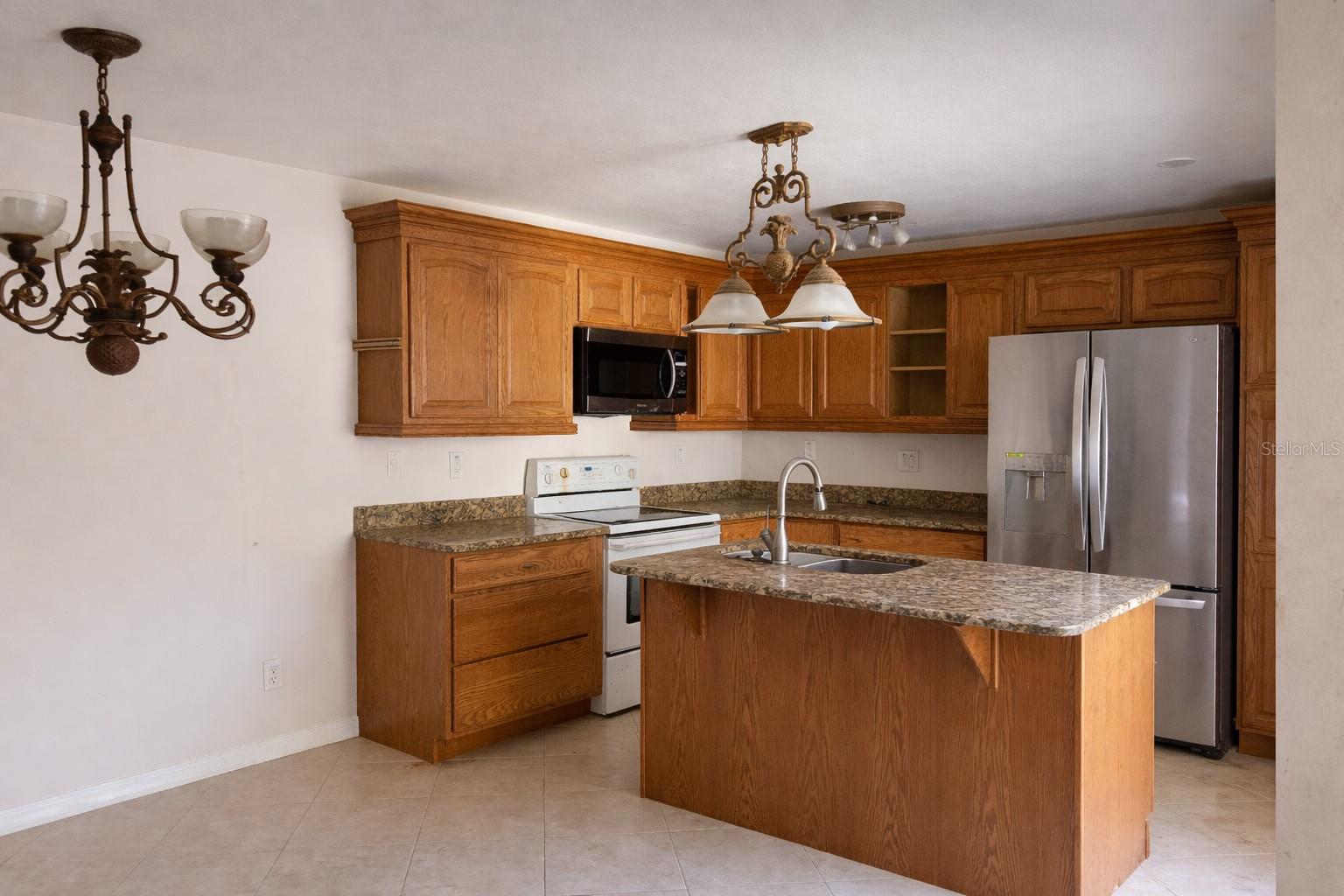 Image 6 of 13 For 1313 Vista Oaks Circle Ne