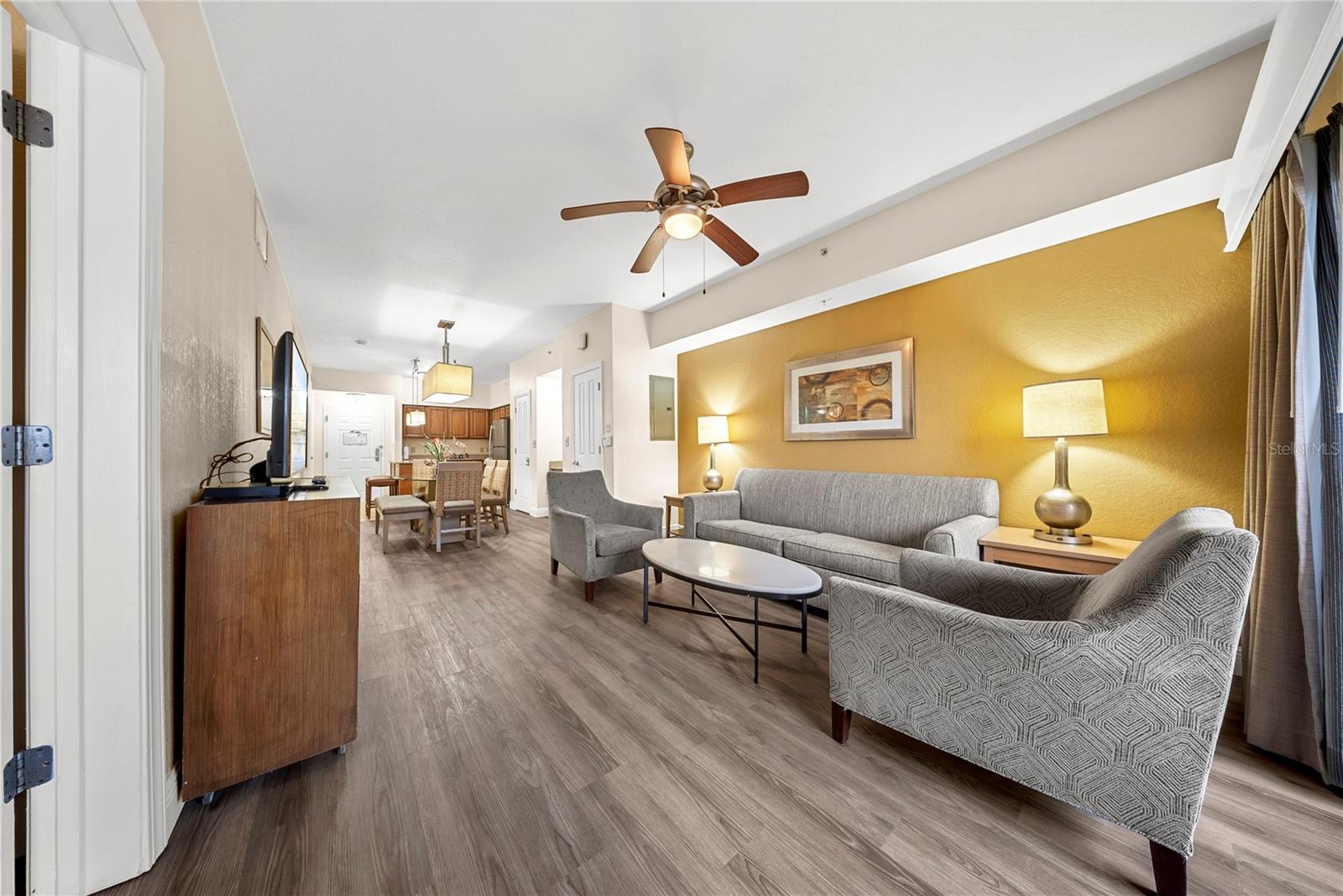 Image 12 of 39 For 12527 Floridays Resort Drive 402e