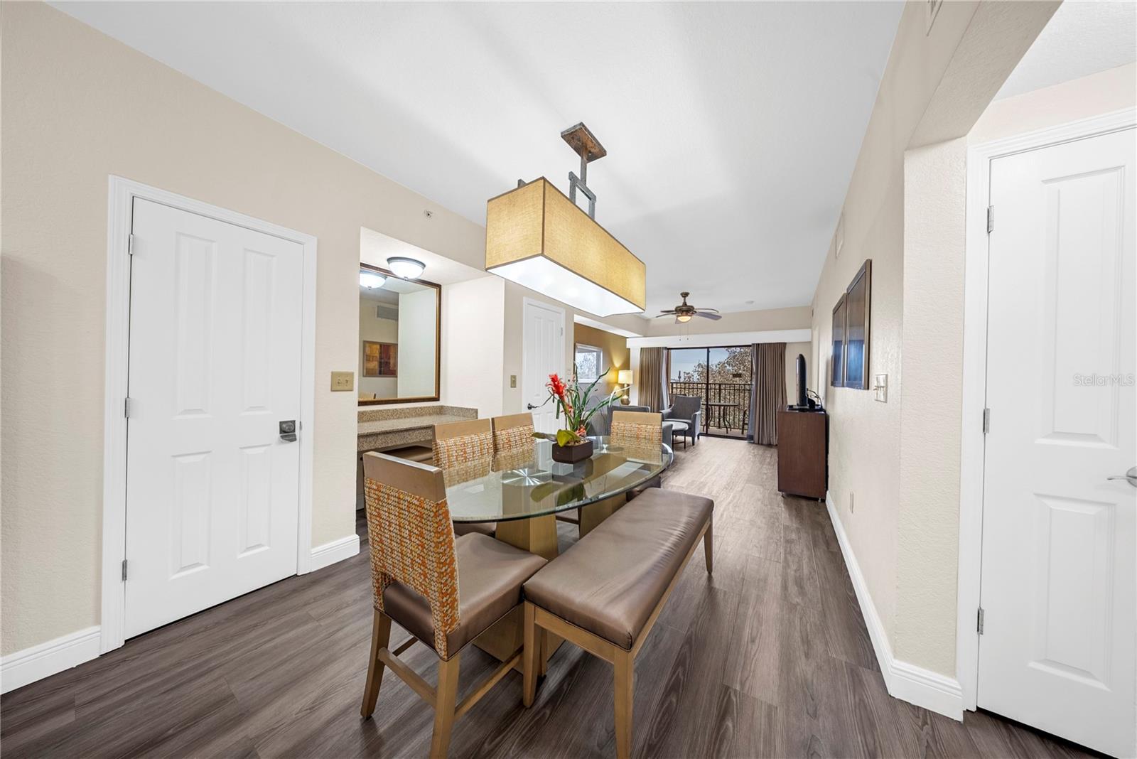 Image 3 of 39 For 12527 Floridays Resort Drive 402e