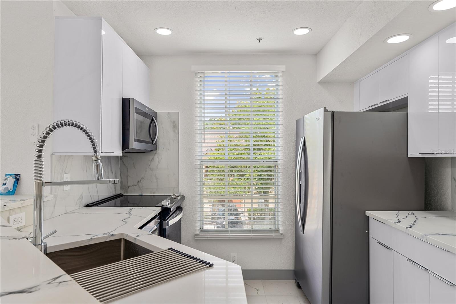 Image 4 of 33 For 6300 Raleigh Street 115