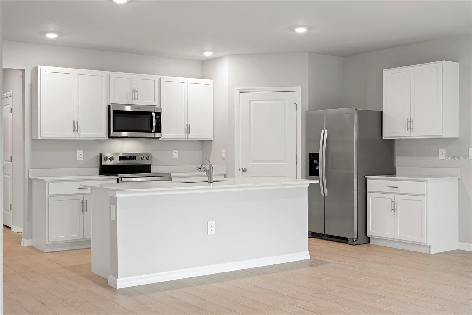 Image 11 of 40 For 25222 Cadiz Drive