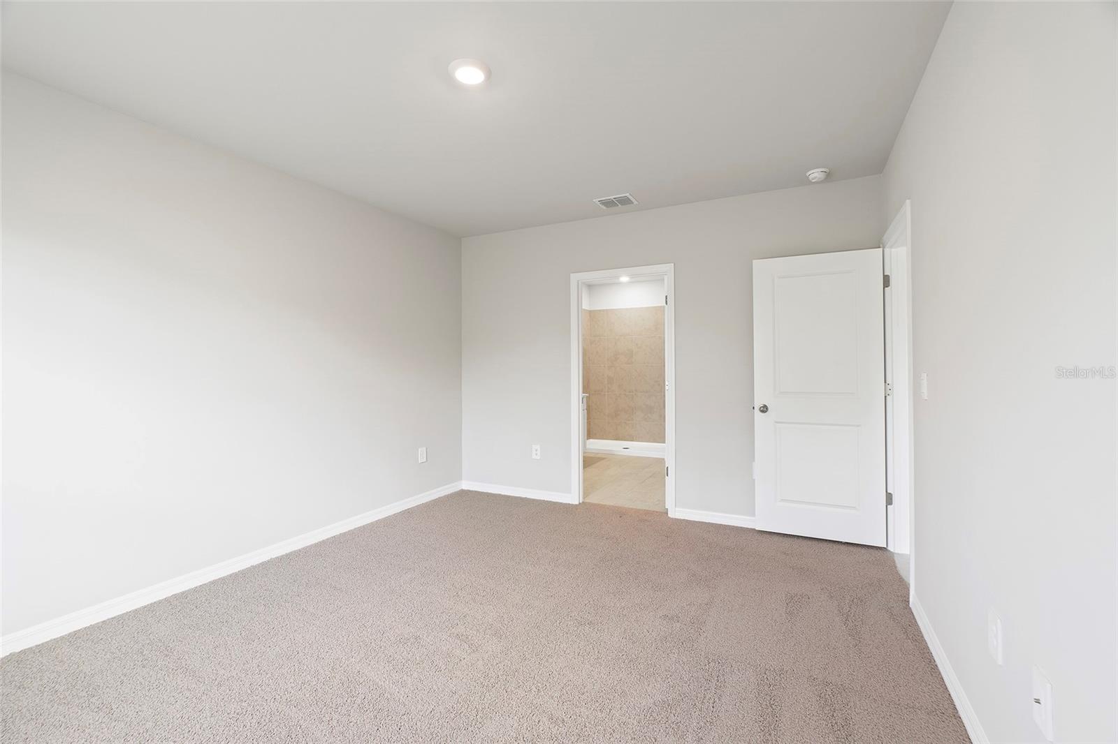 Image 26 of 40 For 25222 Cadiz Drive