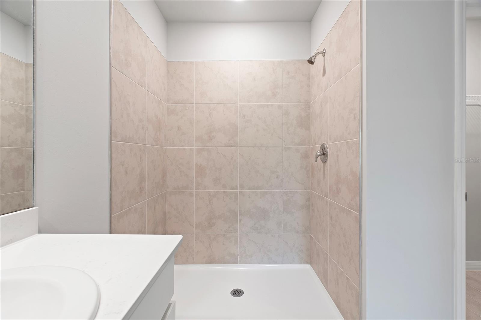 Image 29 of 40 For 25222 Cadiz Drive