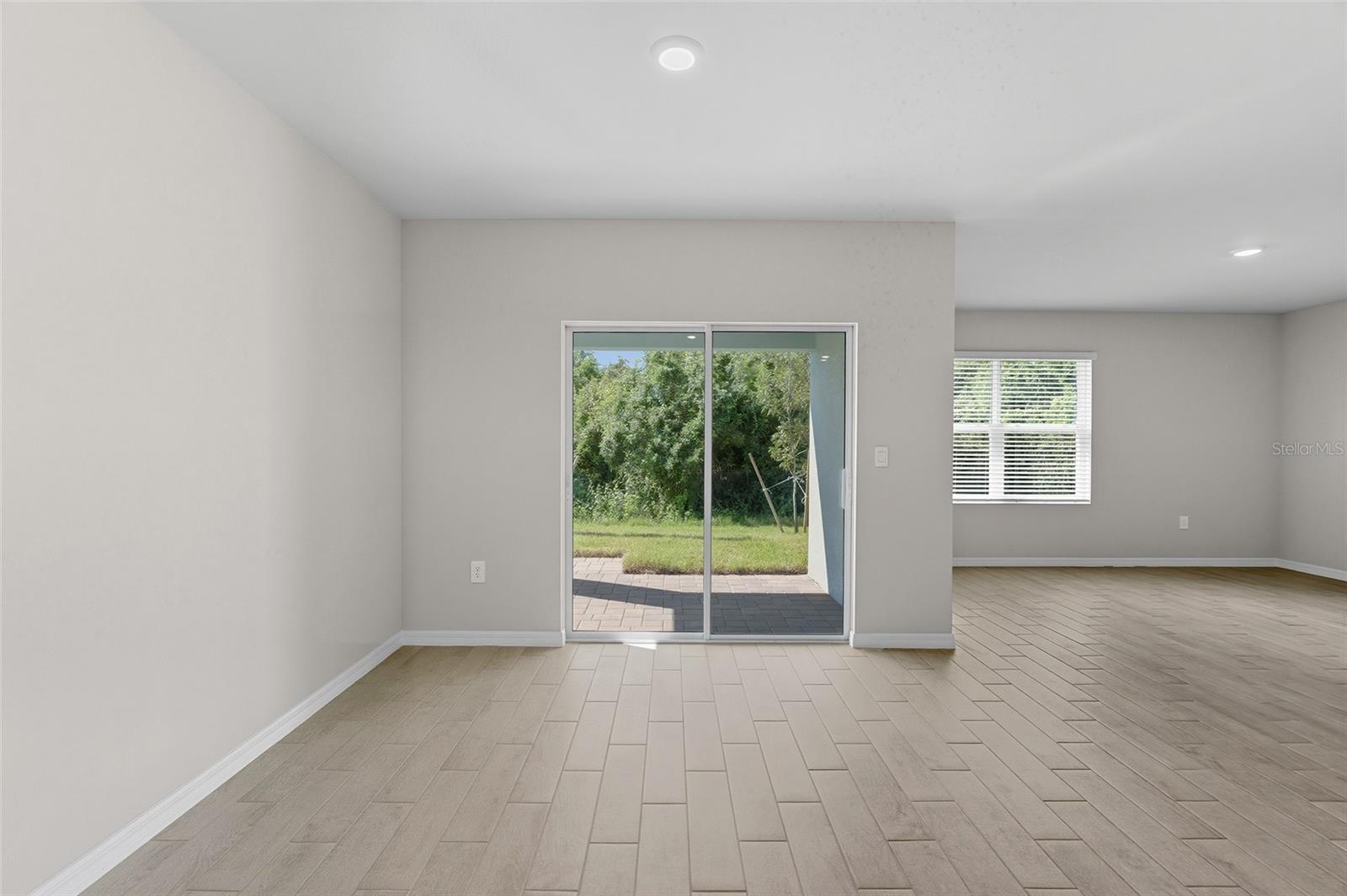 Image 6 of 40 For 25222 Cadiz Drive