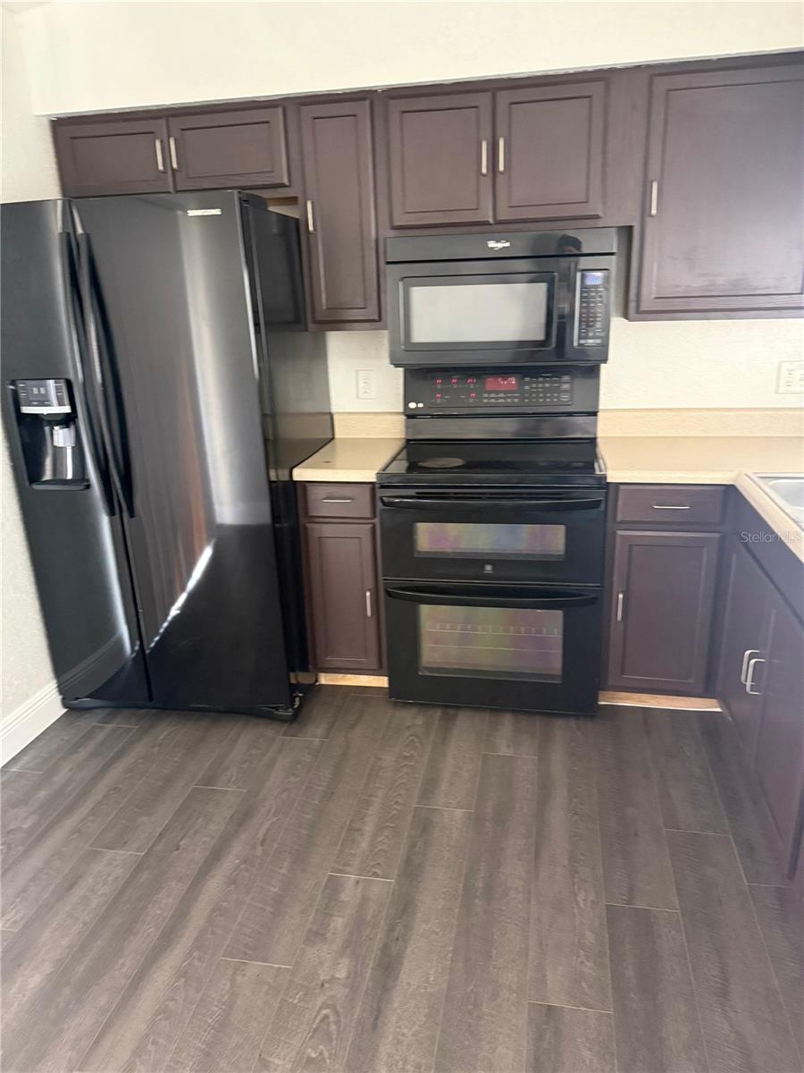 Image 3 of 7 For 2132 Avon Boulevard