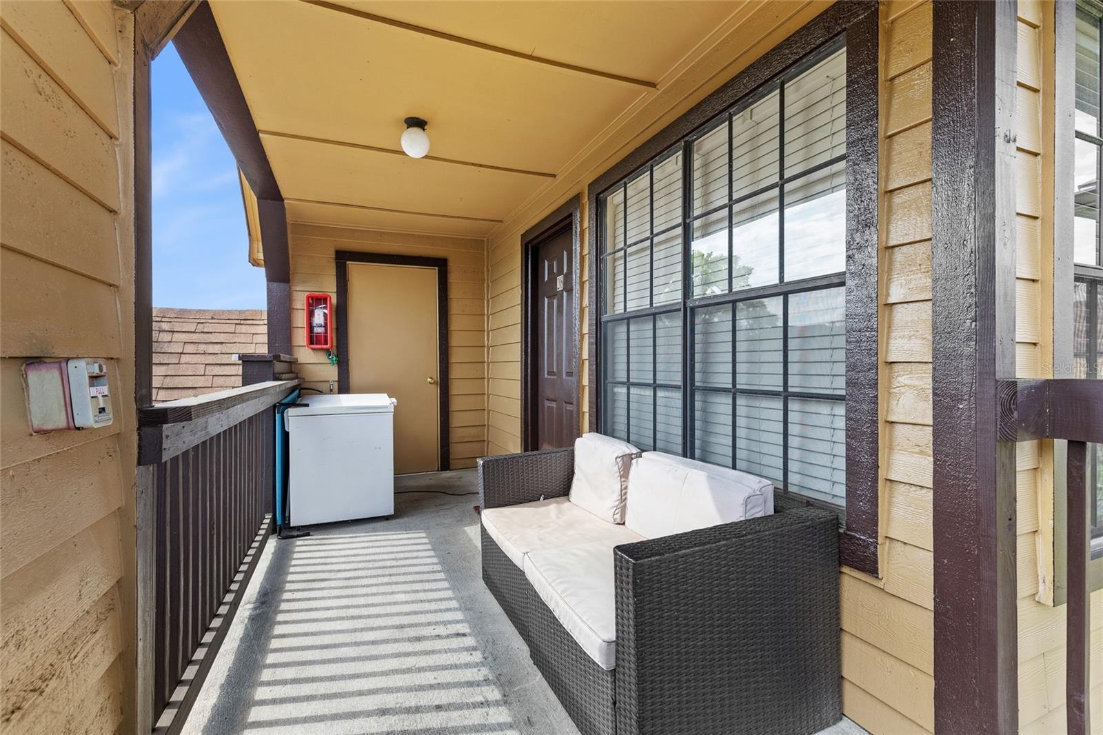 Image 3 of 28 For 320 Black Oak Court 208