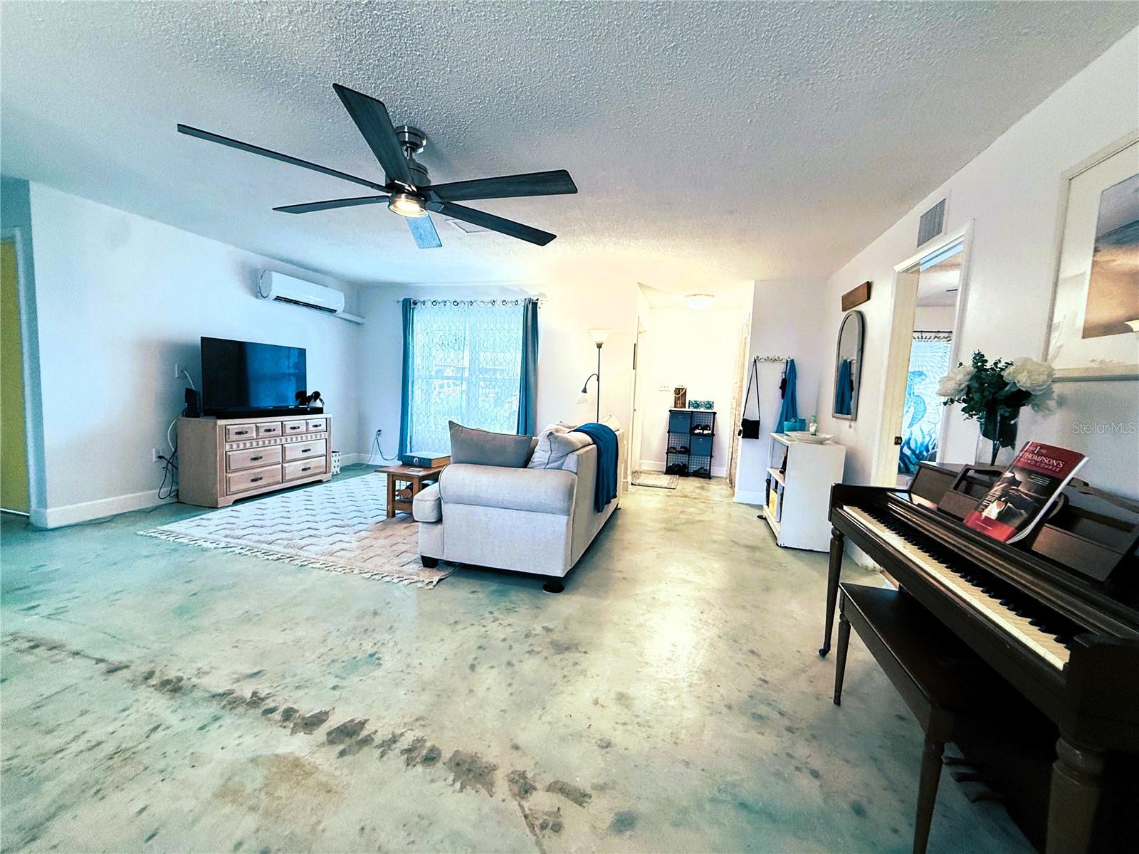 Image 10 of 26 For 1301 Pinewood Lane