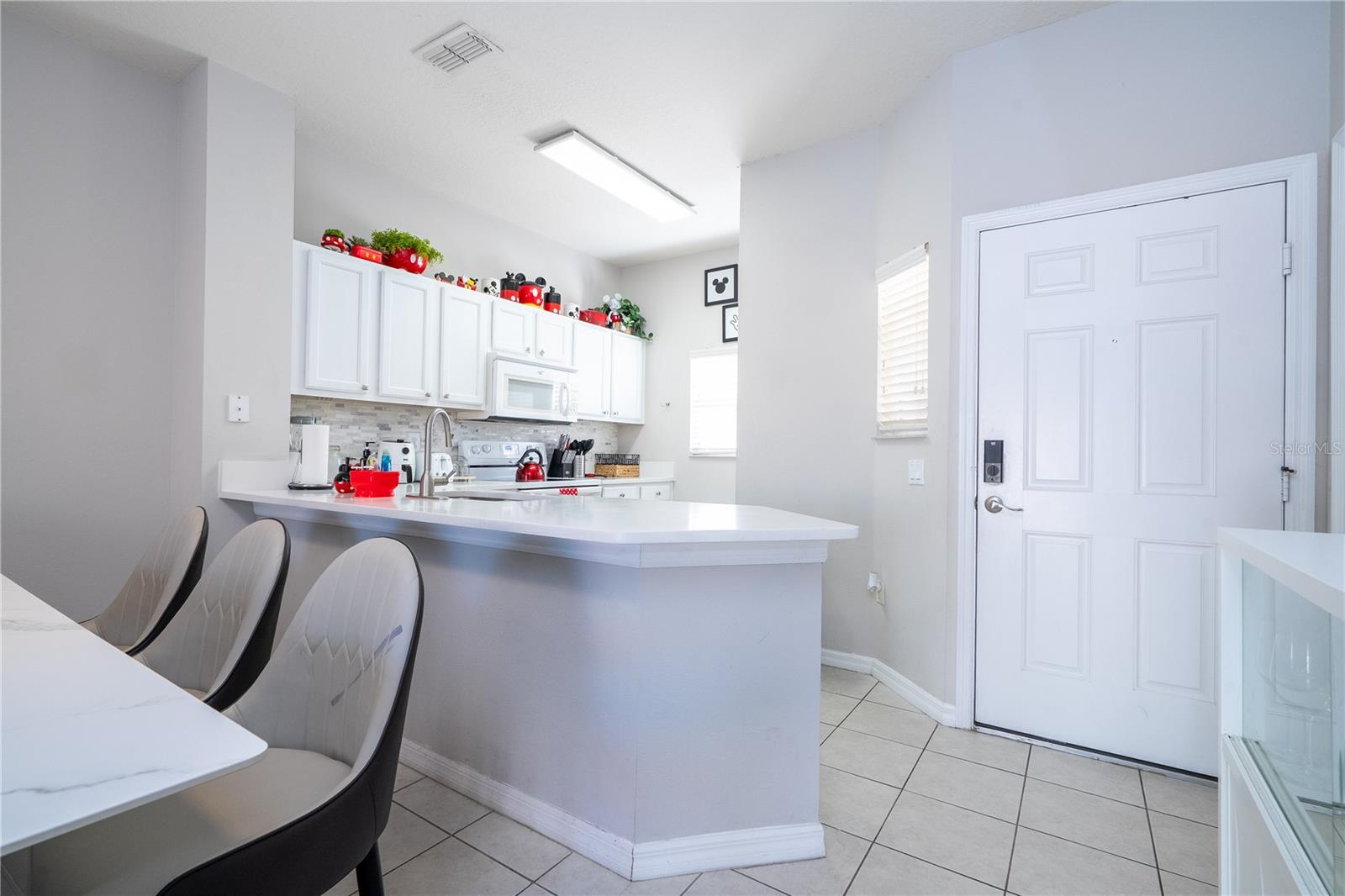Image 11 of 42 For 4554 Alberto Circle