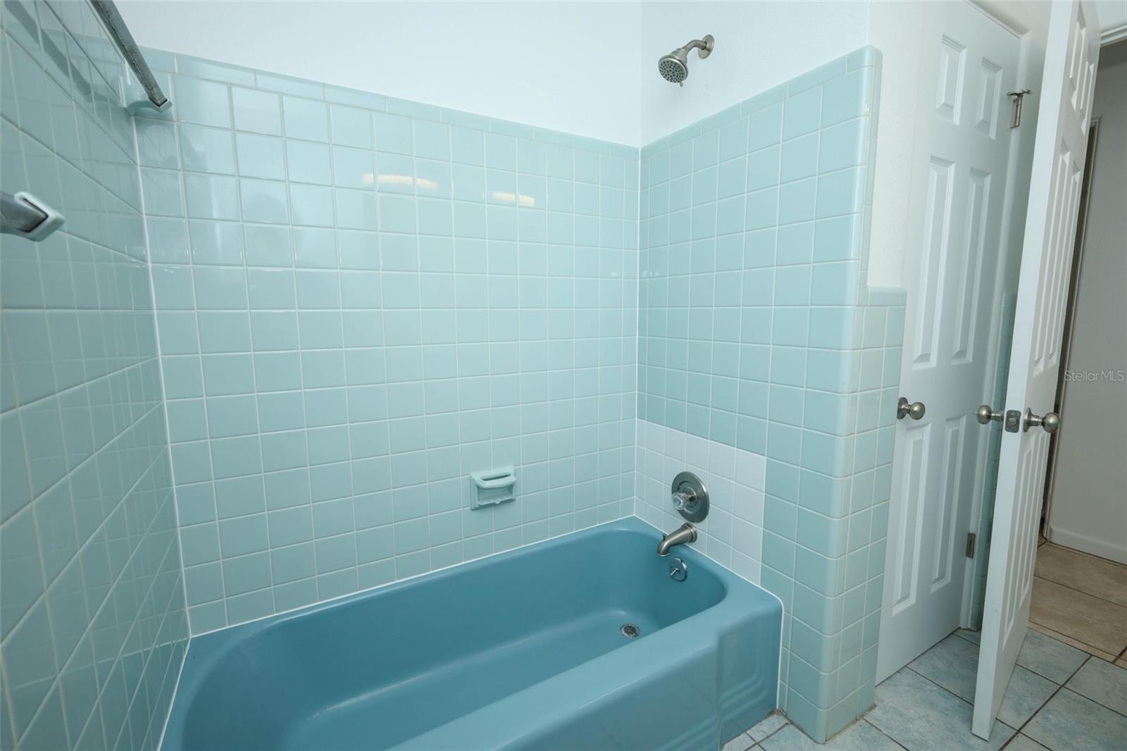 Image 26 of 39 For 627 Anderson Street