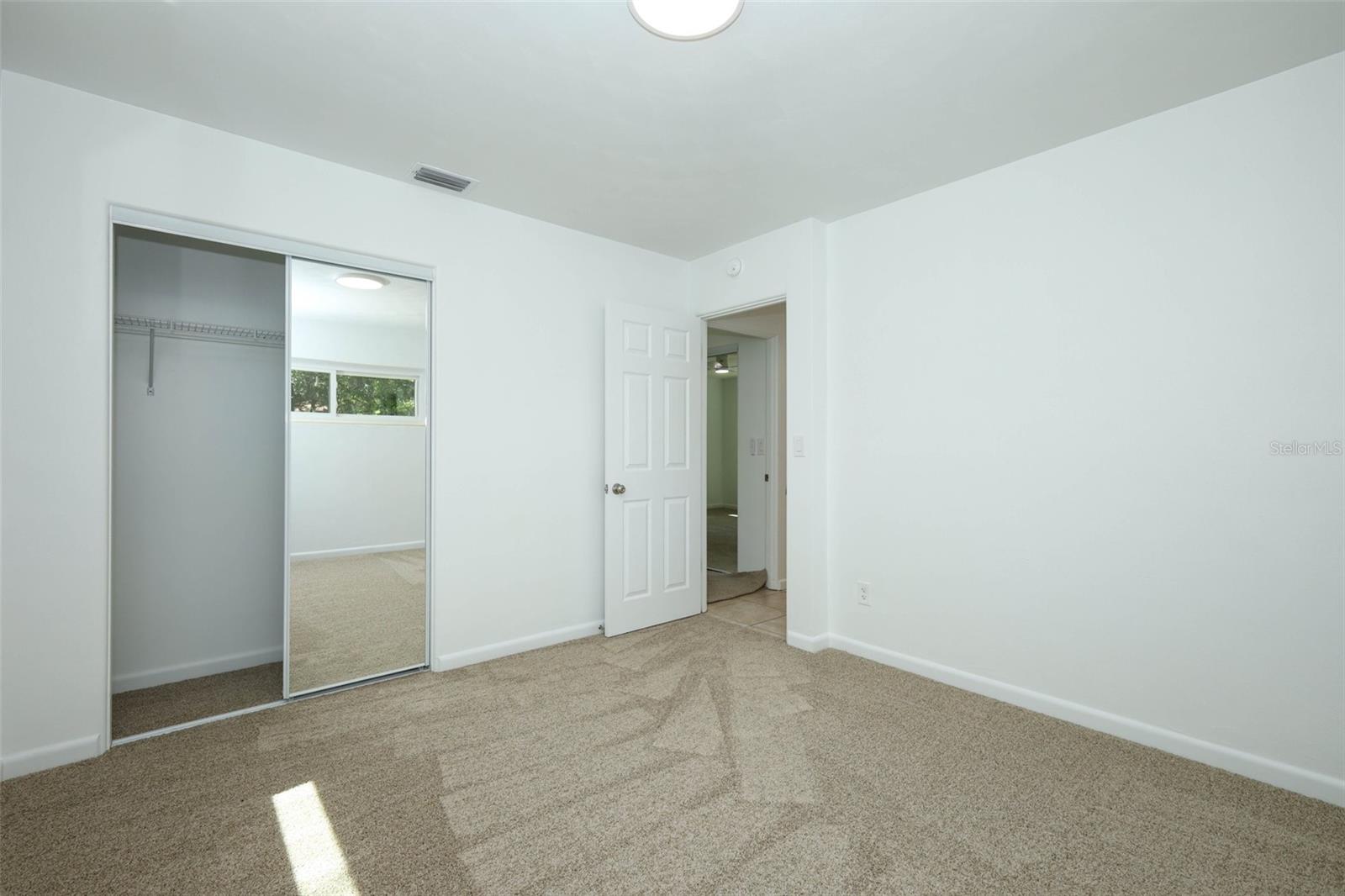 Image 28 of 39 For 627 Anderson Street