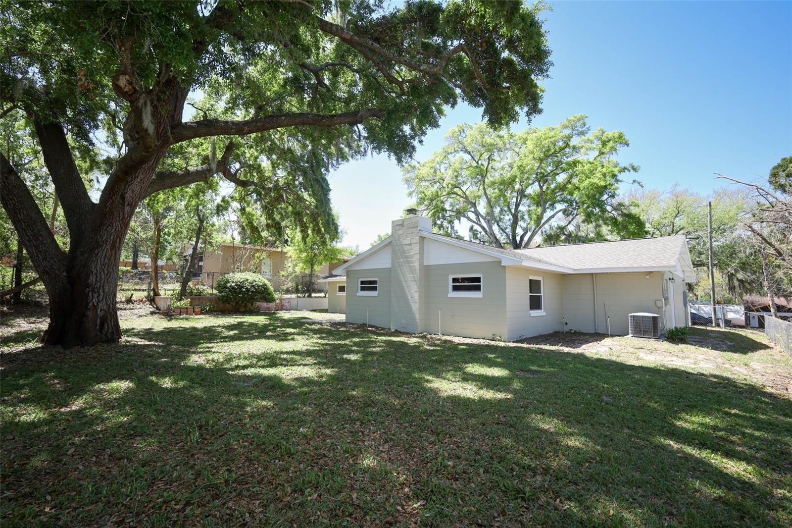 Image 36 of 39 For 627 Anderson Street