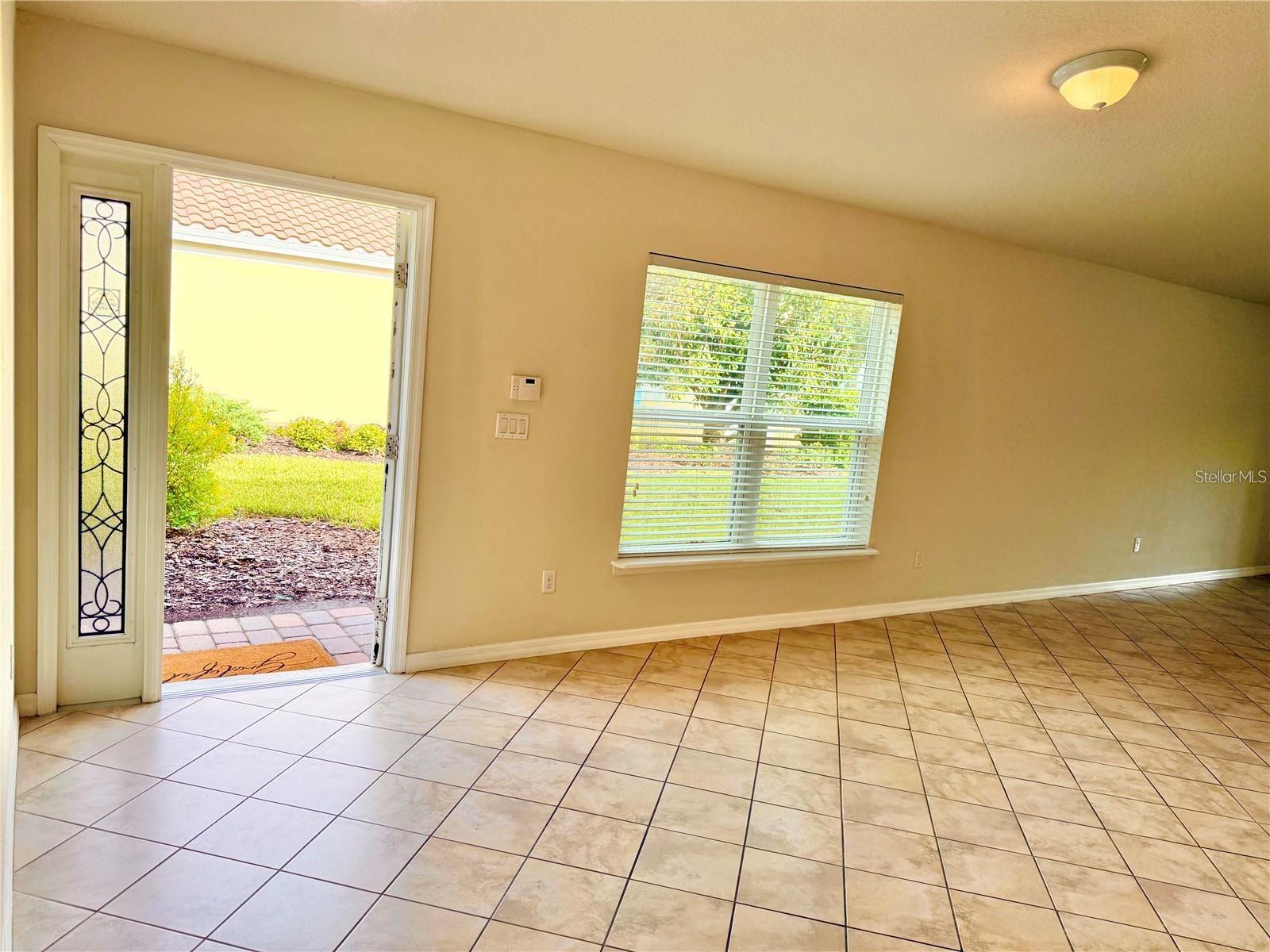 Image 5 of 18 For 12235 Pescara Lane