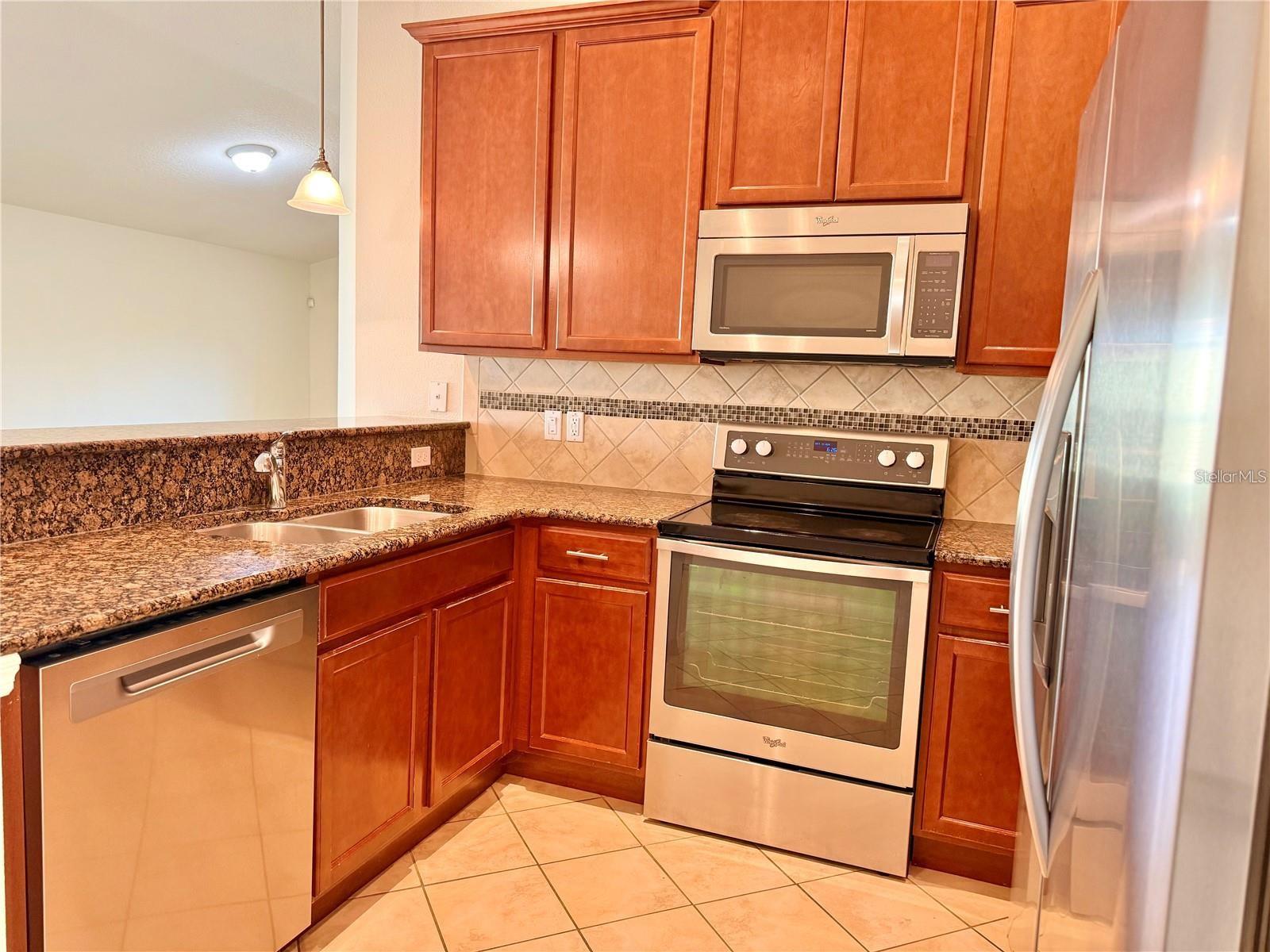 Image 8 of 18 For 12235 Pescara Lane