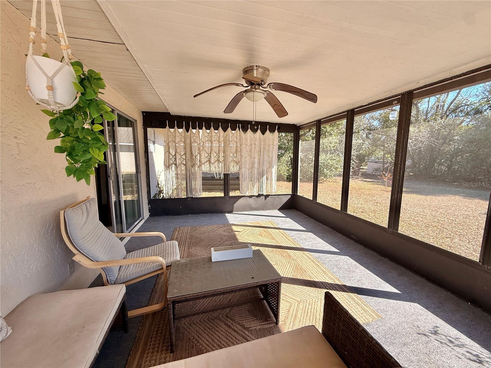 Image 10 of 25 For 12258 Foothill Street