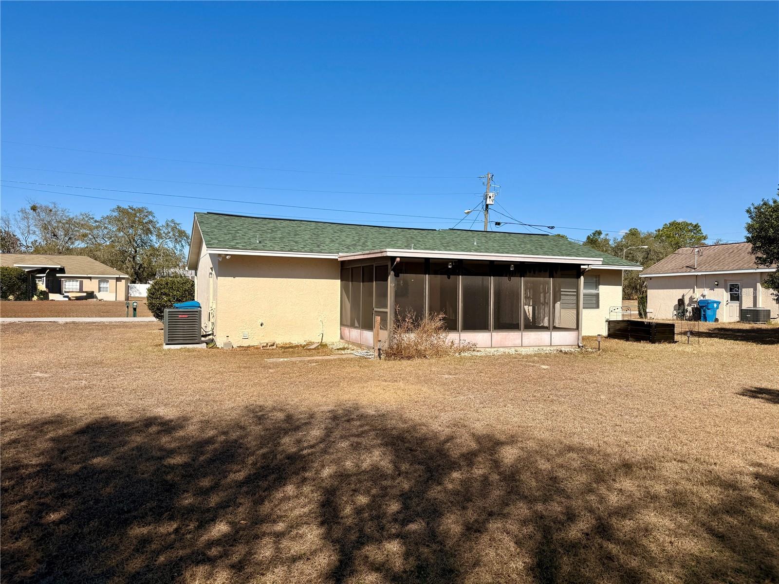 Image 22 of 25 For 12258 Foothill Street