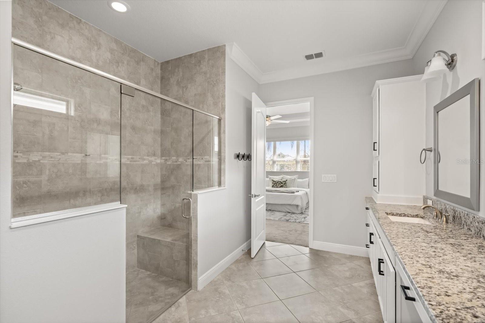 Image 14 of 64 For 10151 Henbury Street