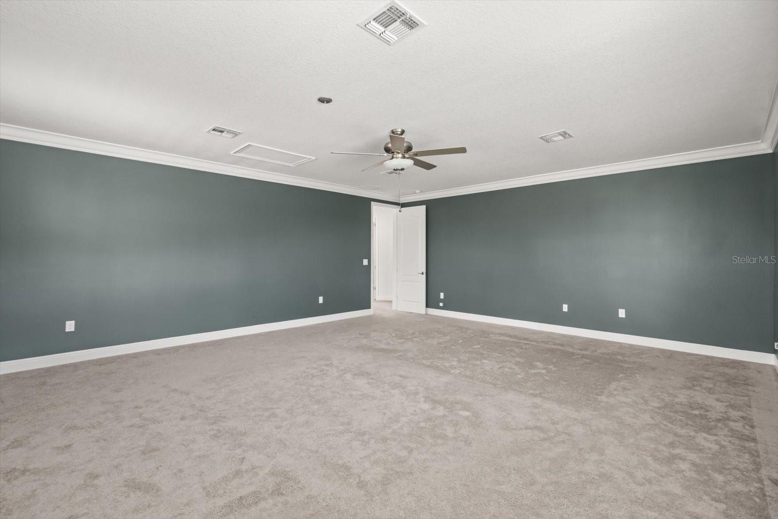 Image 26 of 64 For 10151 Henbury Street