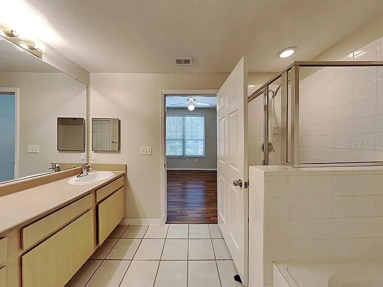 Image 13 of 20 For 1101 Vintage Village Lane 102