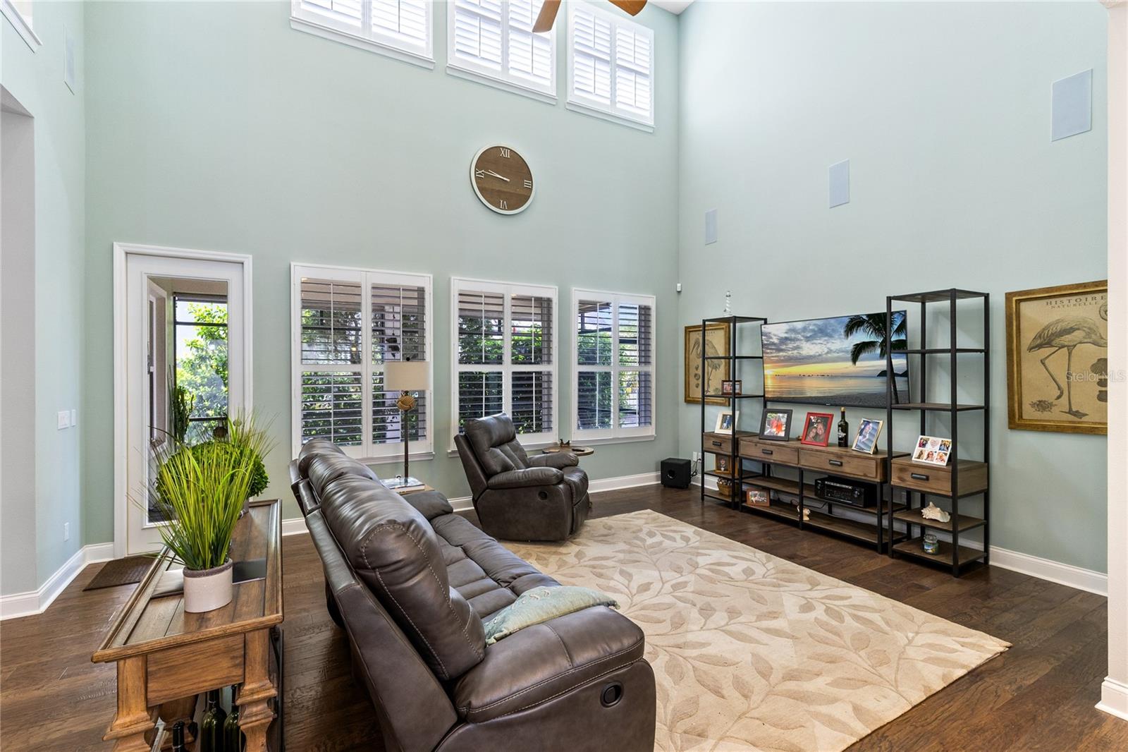 Image 14 of 48 For 8539 Martinson Street