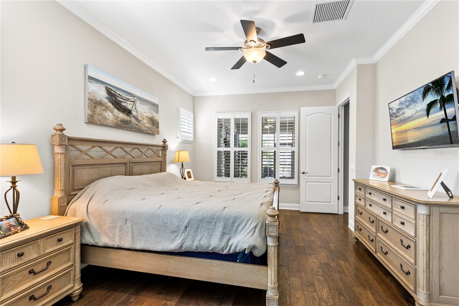 Image 15 of 48 For 8539 Martinson Street