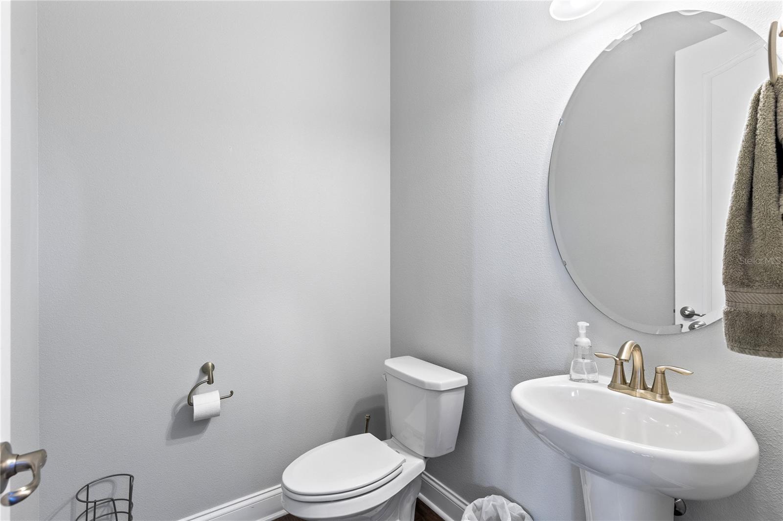 Image 21 of 48 For 8539 Martinson Street