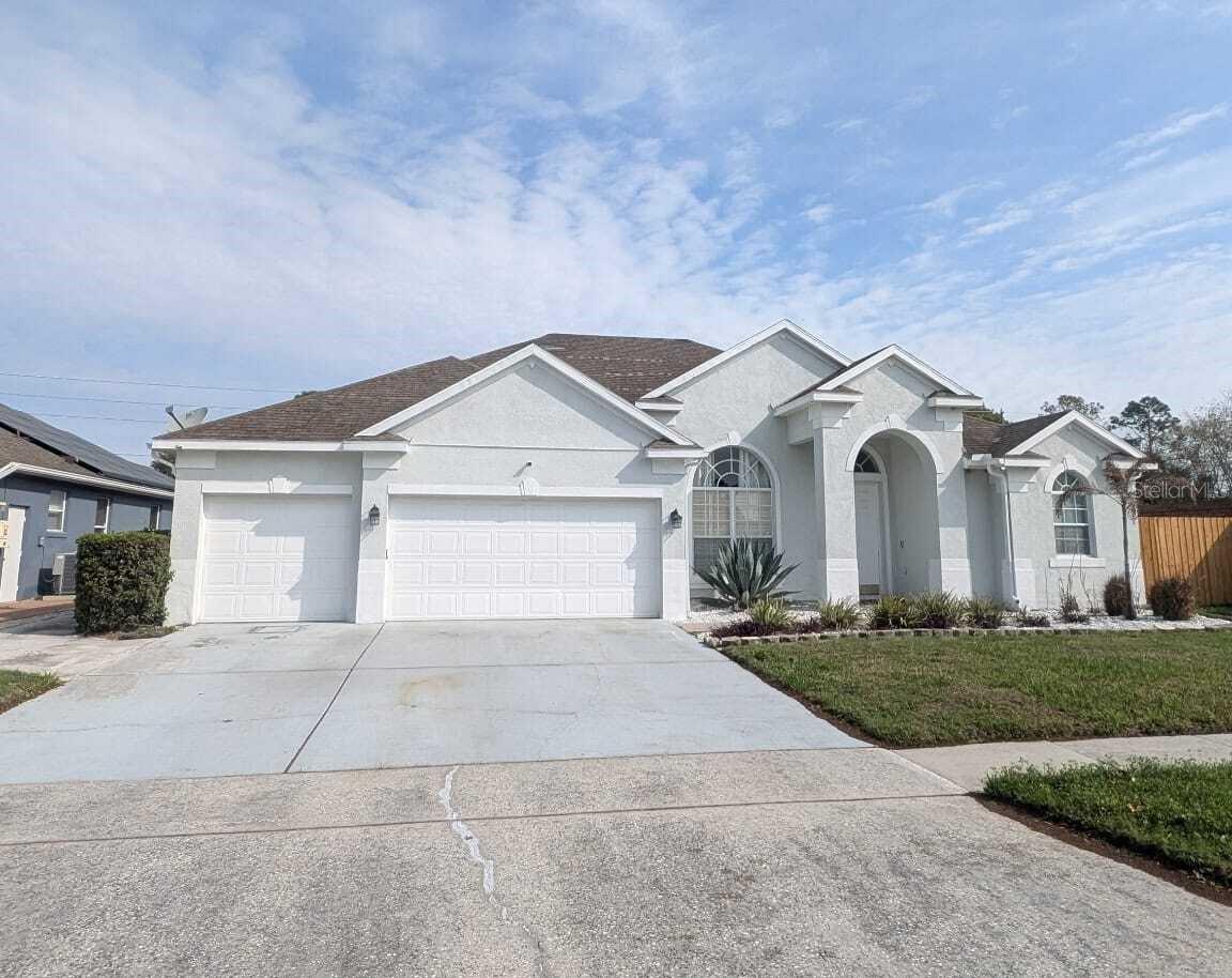 Image 2 of 30 For 8149 Moritz Court