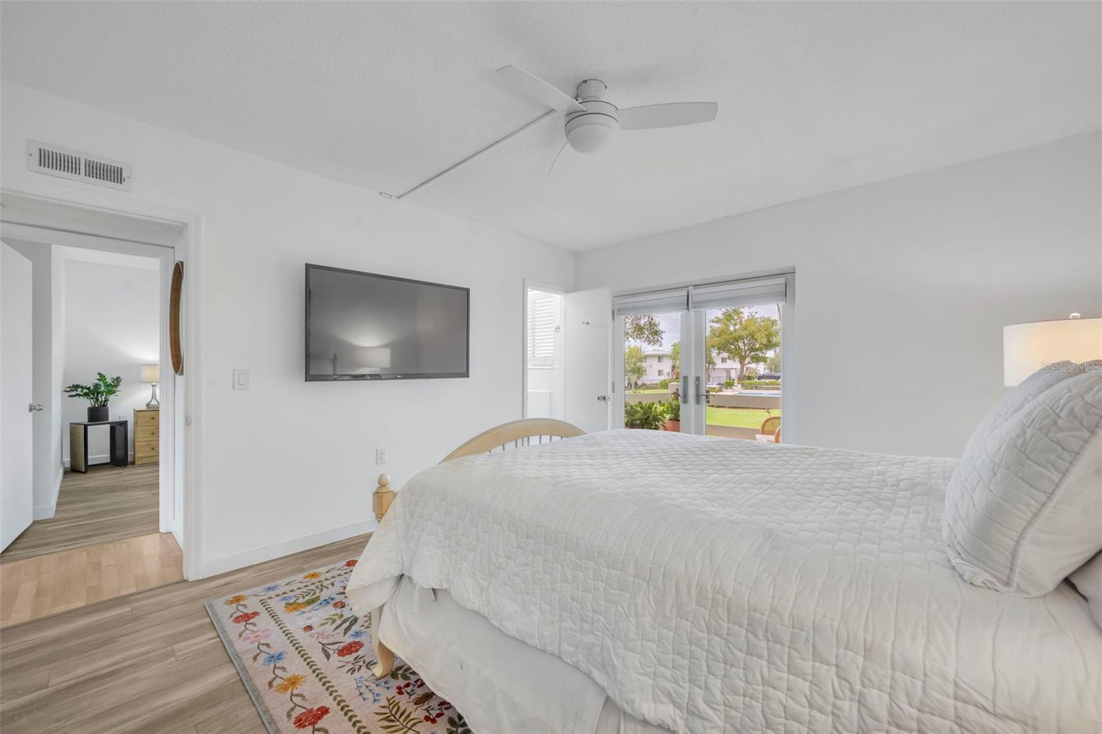 Image 18 of 55 For 1000 Orlando Avenue B25