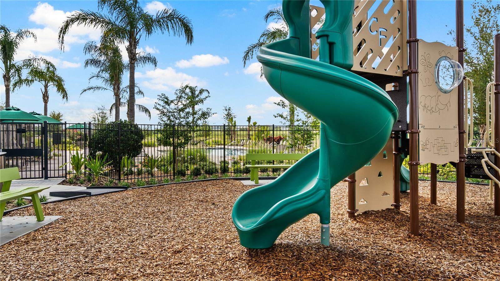 Image 20 of 26 For 2491 Rider Rain Lane