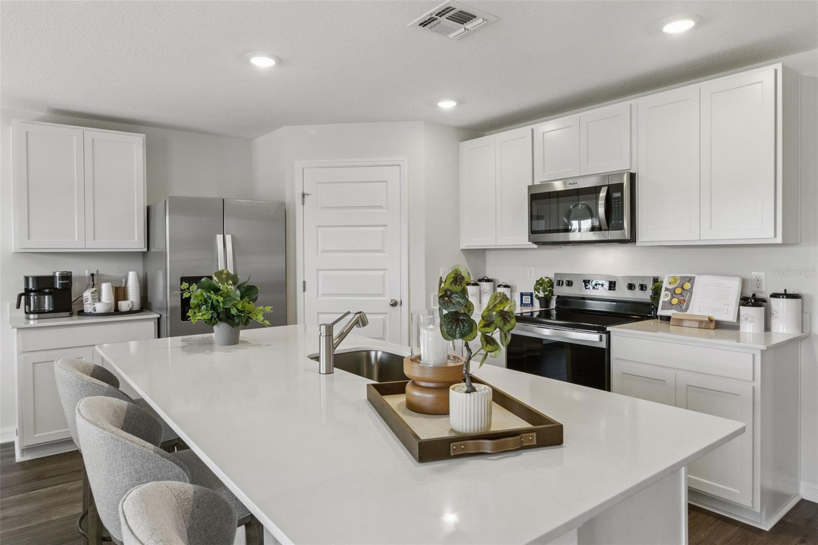 Image 12 of 27 For 2786 Adeline Avenue