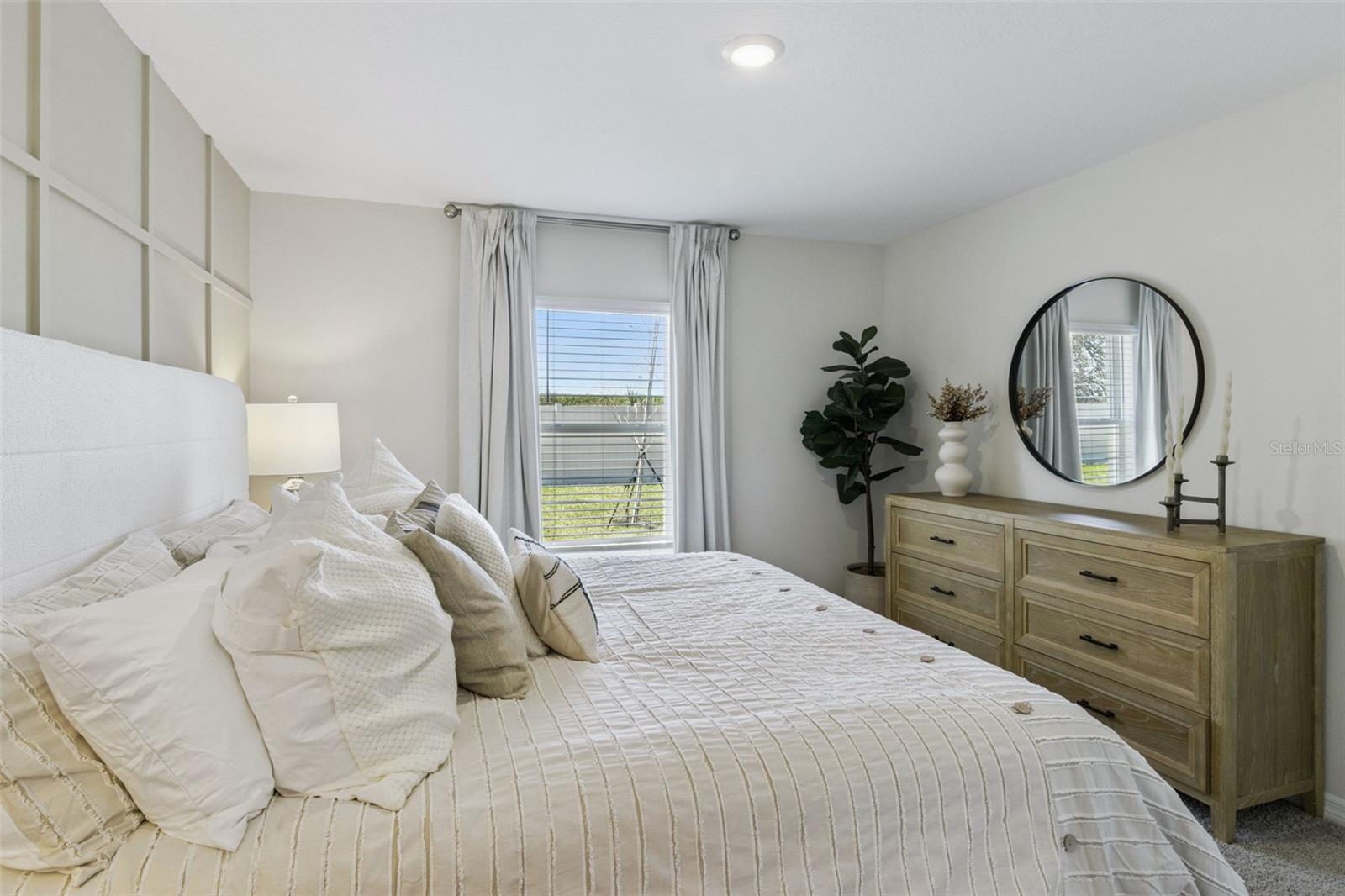 Image 23 of 27 For 2786 Adeline Avenue