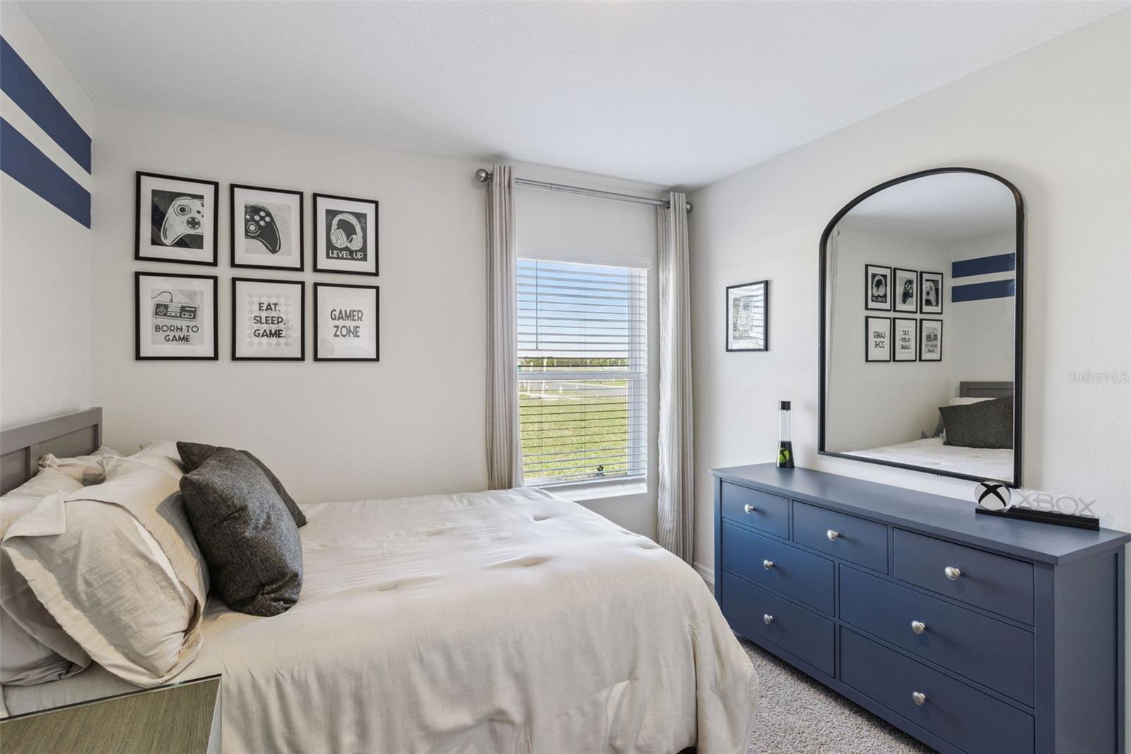 Image 24 of 27 For 2786 Adeline Avenue