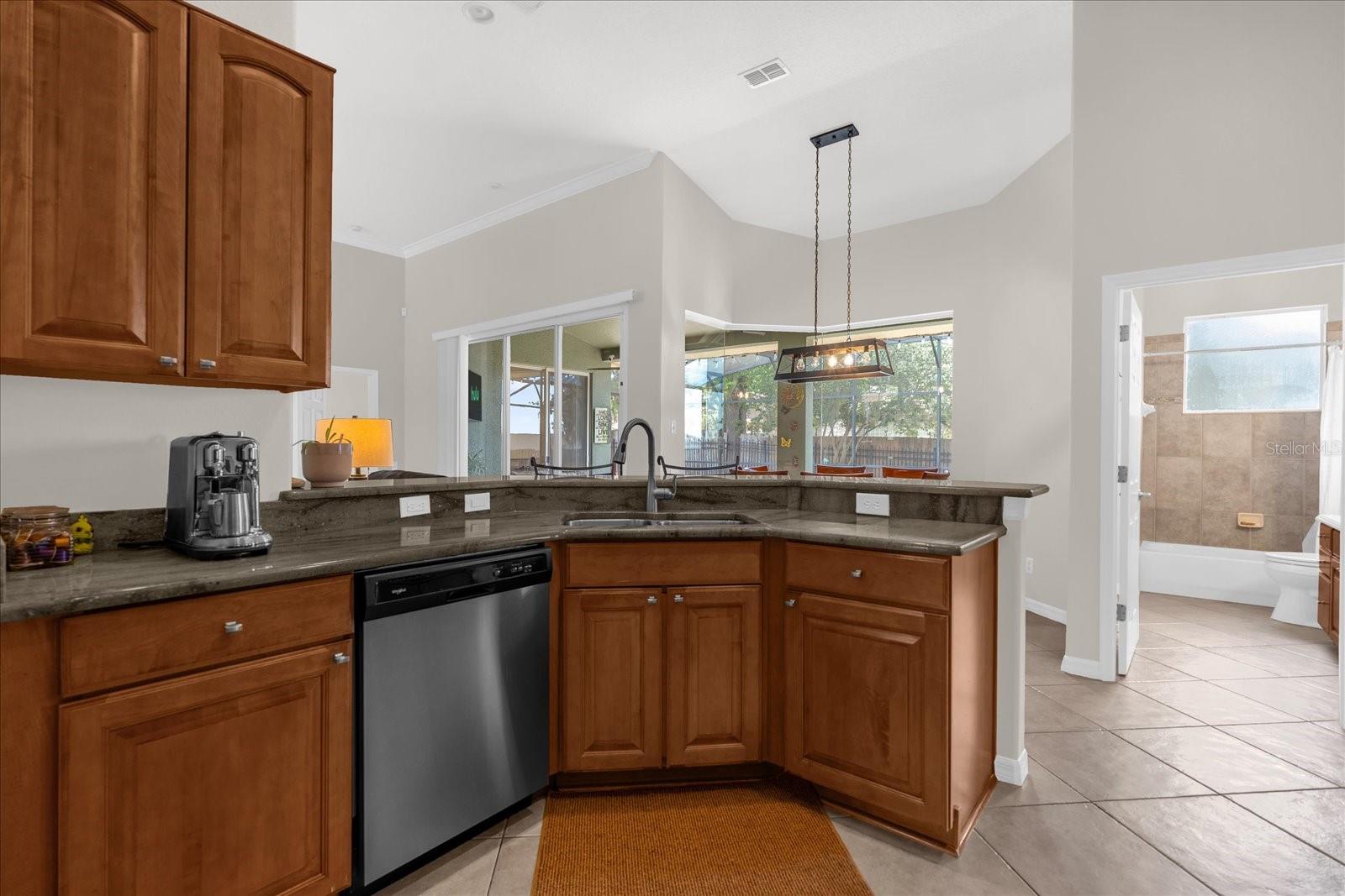 Image 10 of 38 For 618 Statenville Court