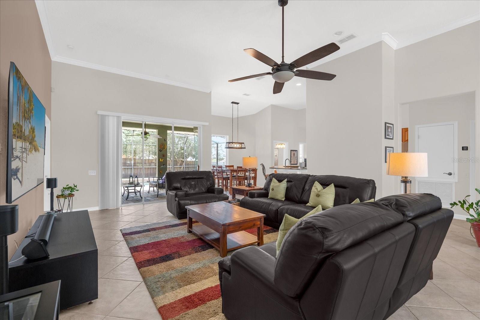 Image 8 of 38 For 618 Statenville Court