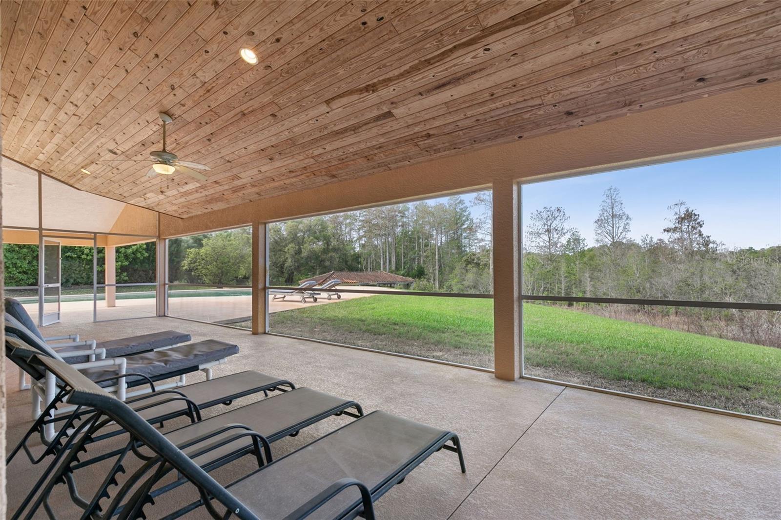 Image 24 of 38 For 12811 Bellerive Drive