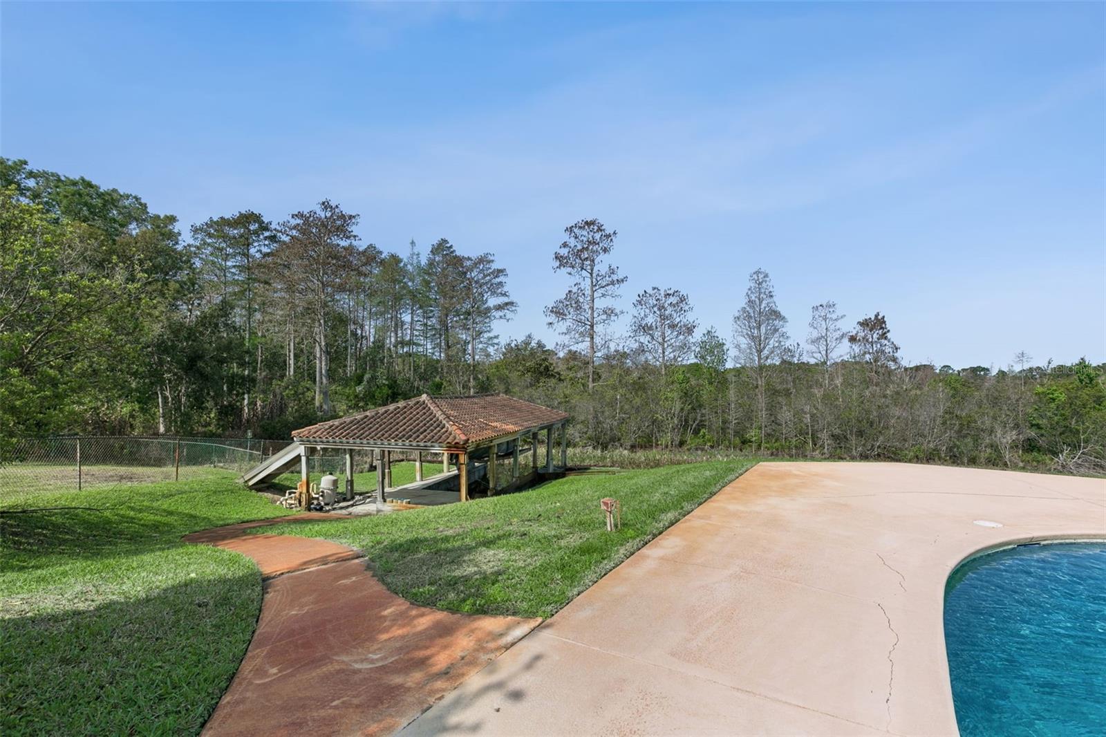 Image 29 of 38 For 12811 Bellerive Drive