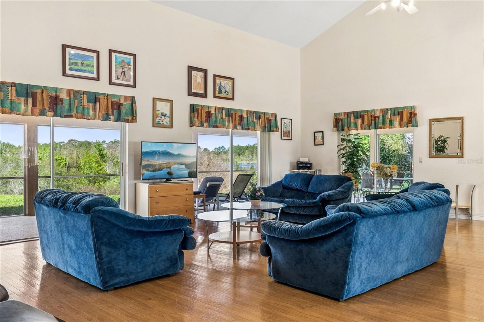 Image 6 of 38 For 12811 Bellerive Drive