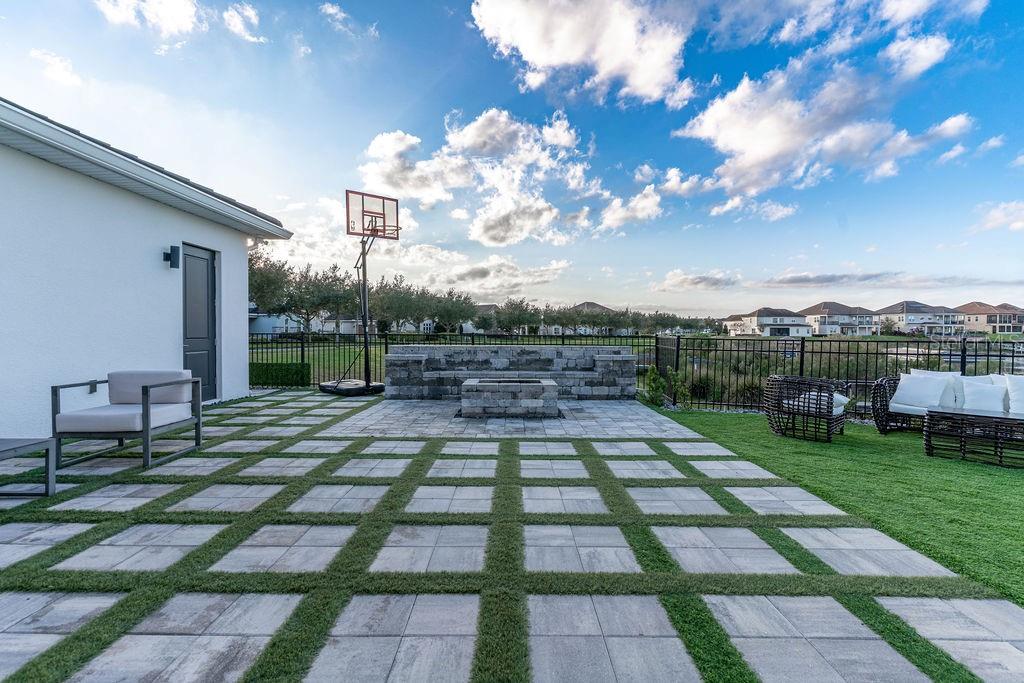 Image 10 of 63 For 7701 Summerlake Pointe Boulevard