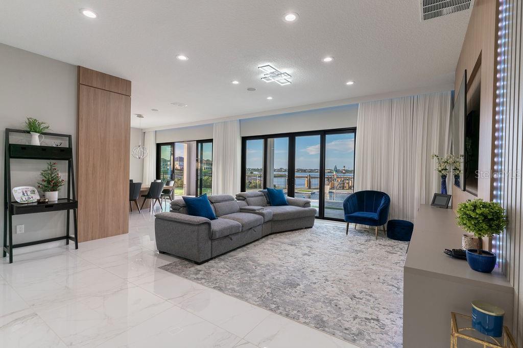 Image 11 of 63 For 7701 Summerlake Pointe Boulevard