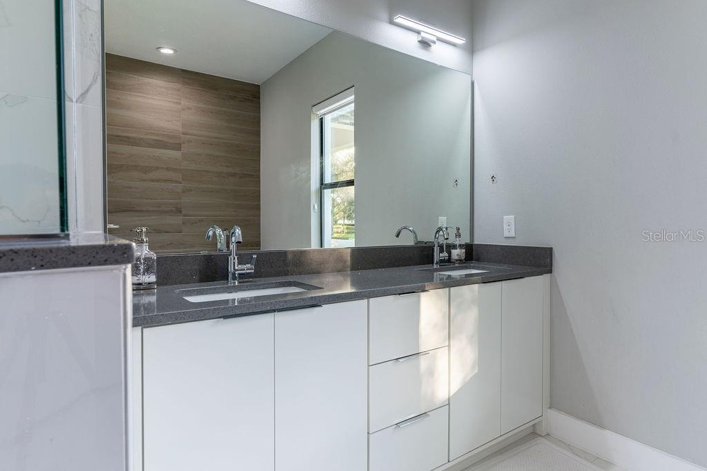 Image 23 of 63 For 7701 Summerlake Pointe Boulevard