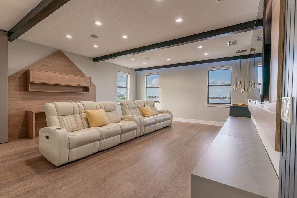 Image 31 of 63 For 7701 Summerlake Pointe Boulevard