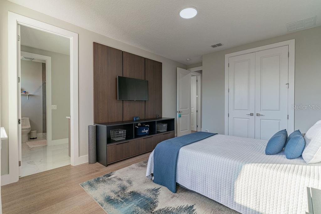 Image 48 of 63 For 7701 Summerlake Pointe Boulevard