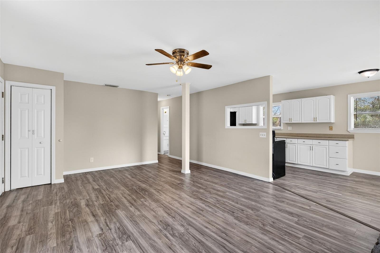 Image 11 of 30 For 8018 Grovemont Estates Road