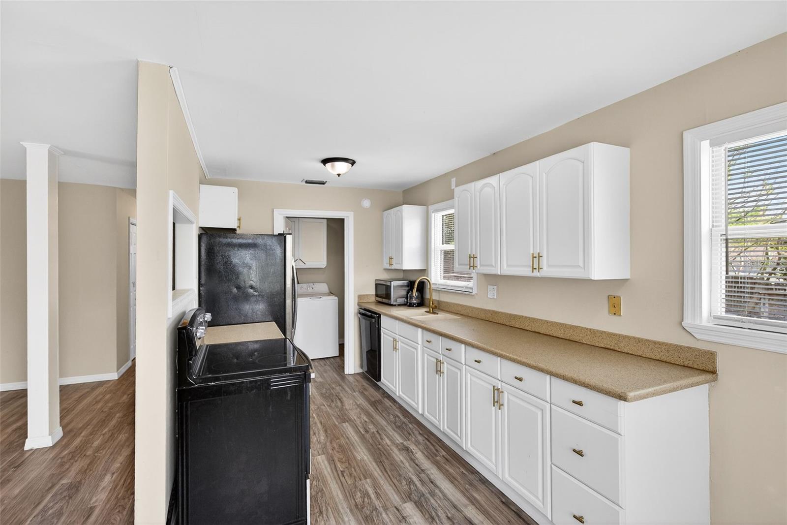 Image 13 of 30 For 8018 Grovemont Estates Road