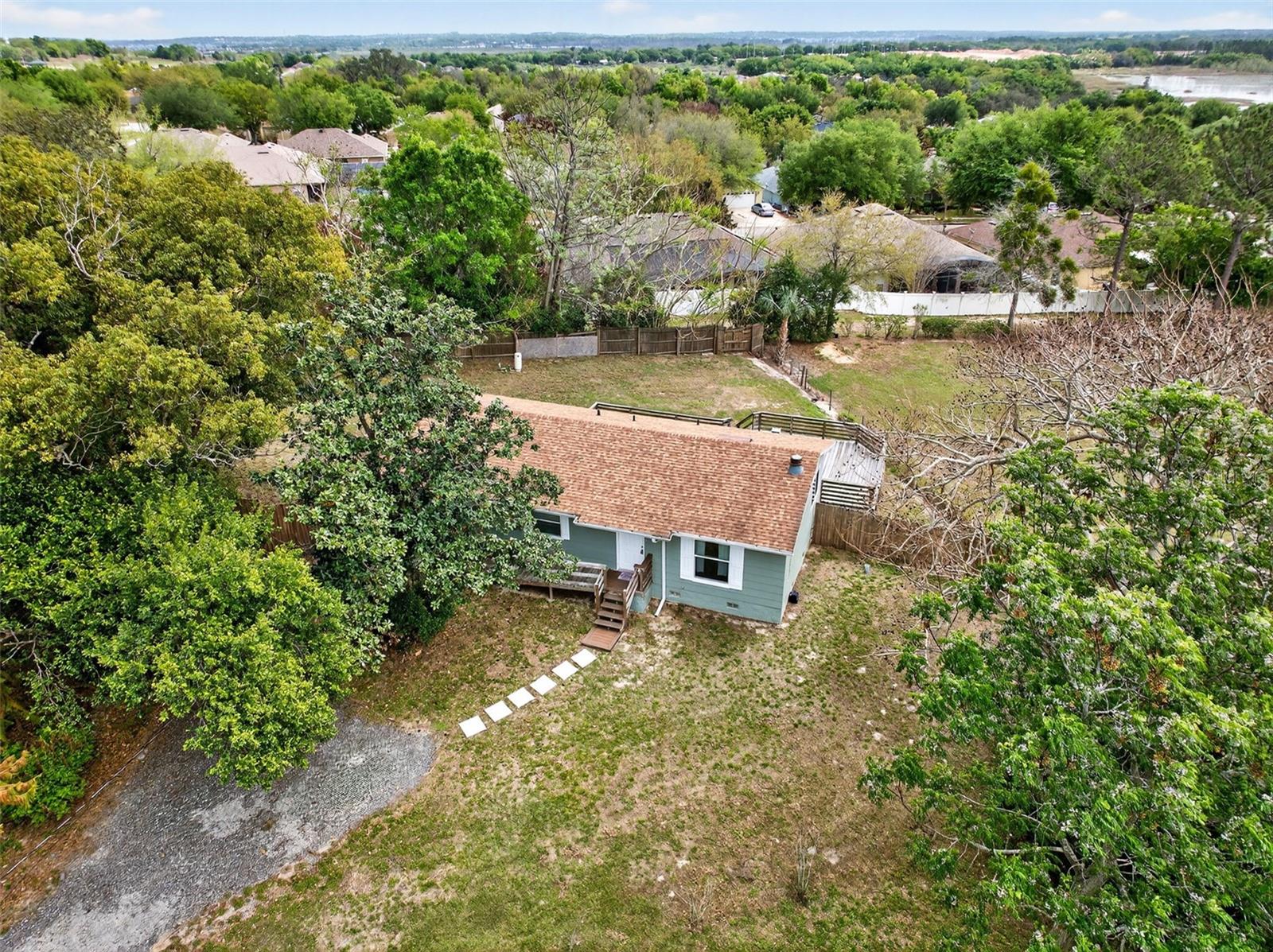 Image 24 of 30 For 8018 Grovemont Estates Road