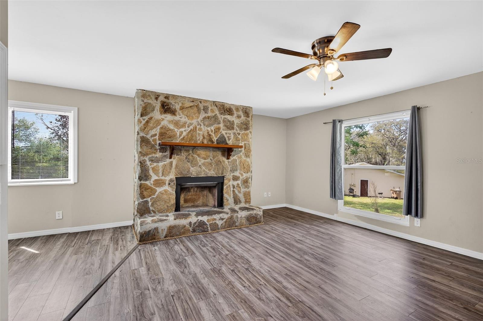 Image 9 of 30 For 8018 Grovemont Estates Road