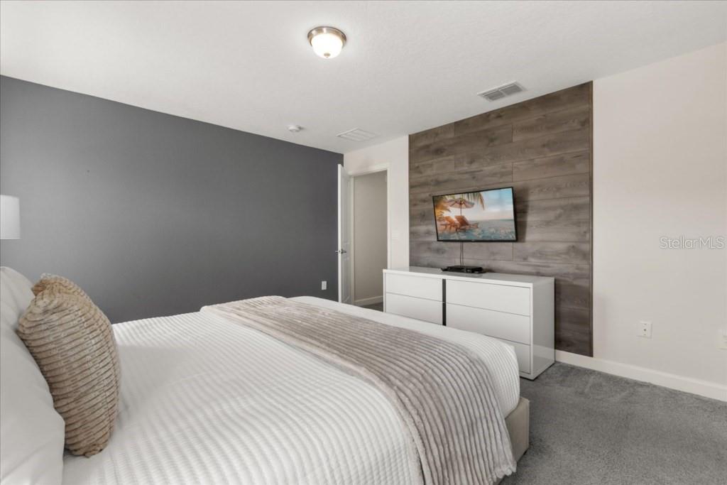 Image 16 of 25 For 4805 Memories Lane