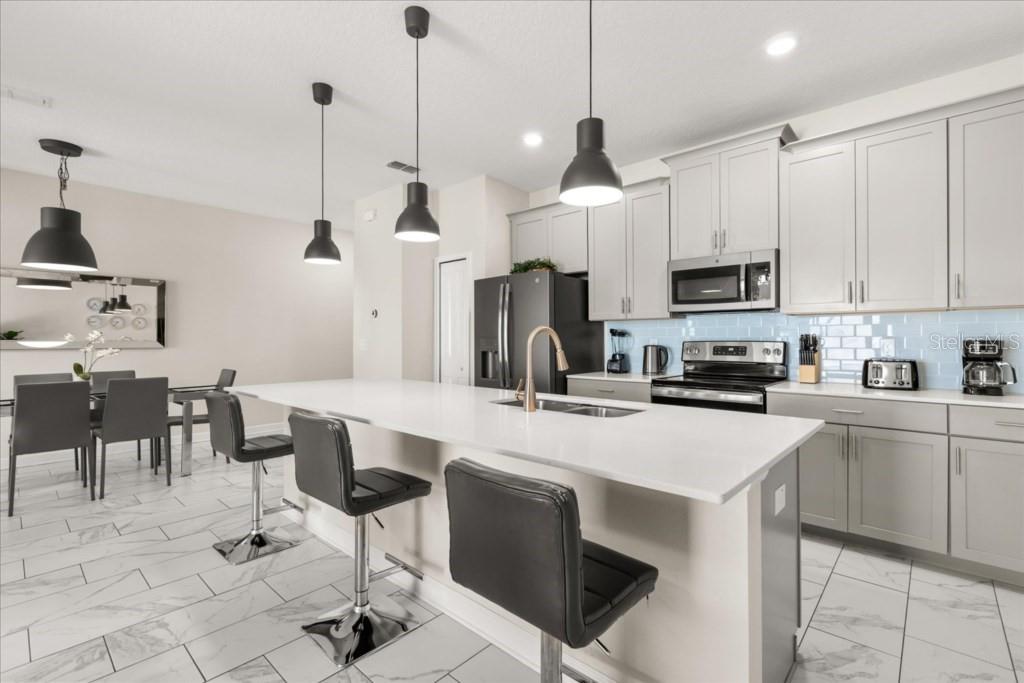 Image 9 of 25 For 4805 Memories Lane