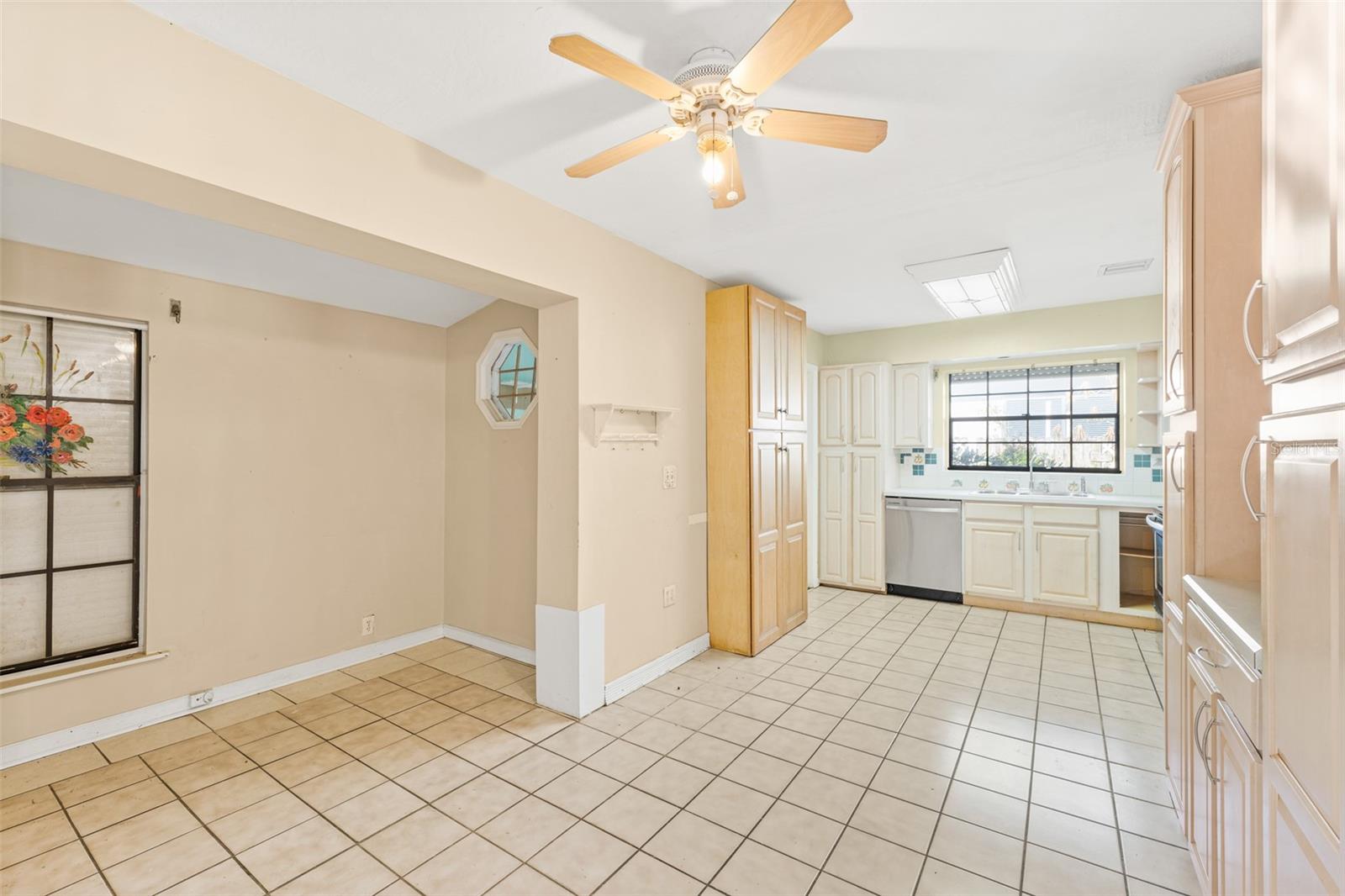 Image 7 of 18 For 213 2nd Terrace