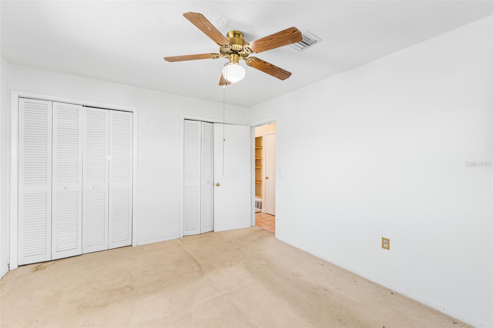 Image 9 of 18 For 213 2nd Terrace